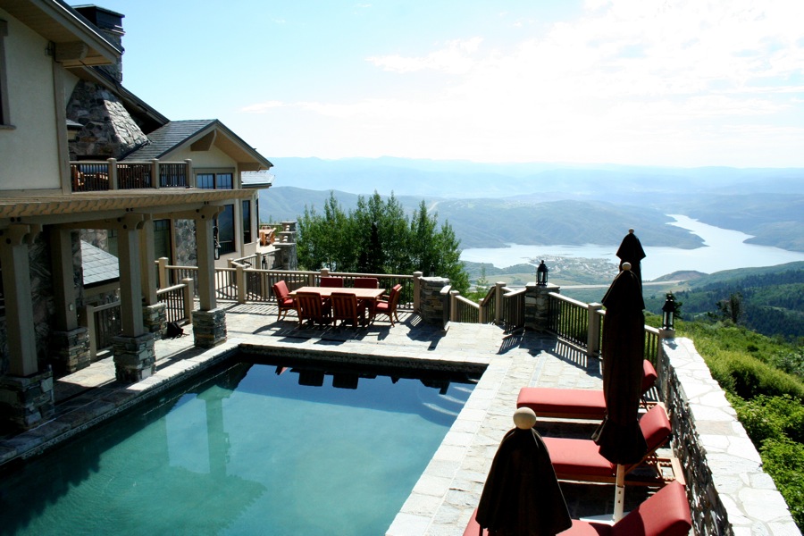 Pool%20Jordanelle%20House.JPG
